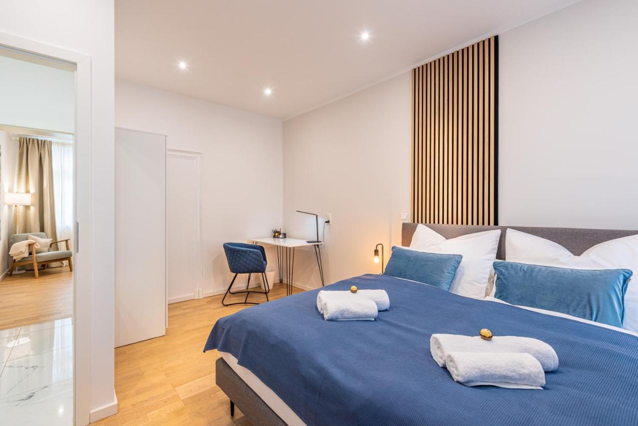 Vivid Luxury Apartment Ludwigsburg - Bluehendes Barock-Forum-Schloss-Modern Exterior photo